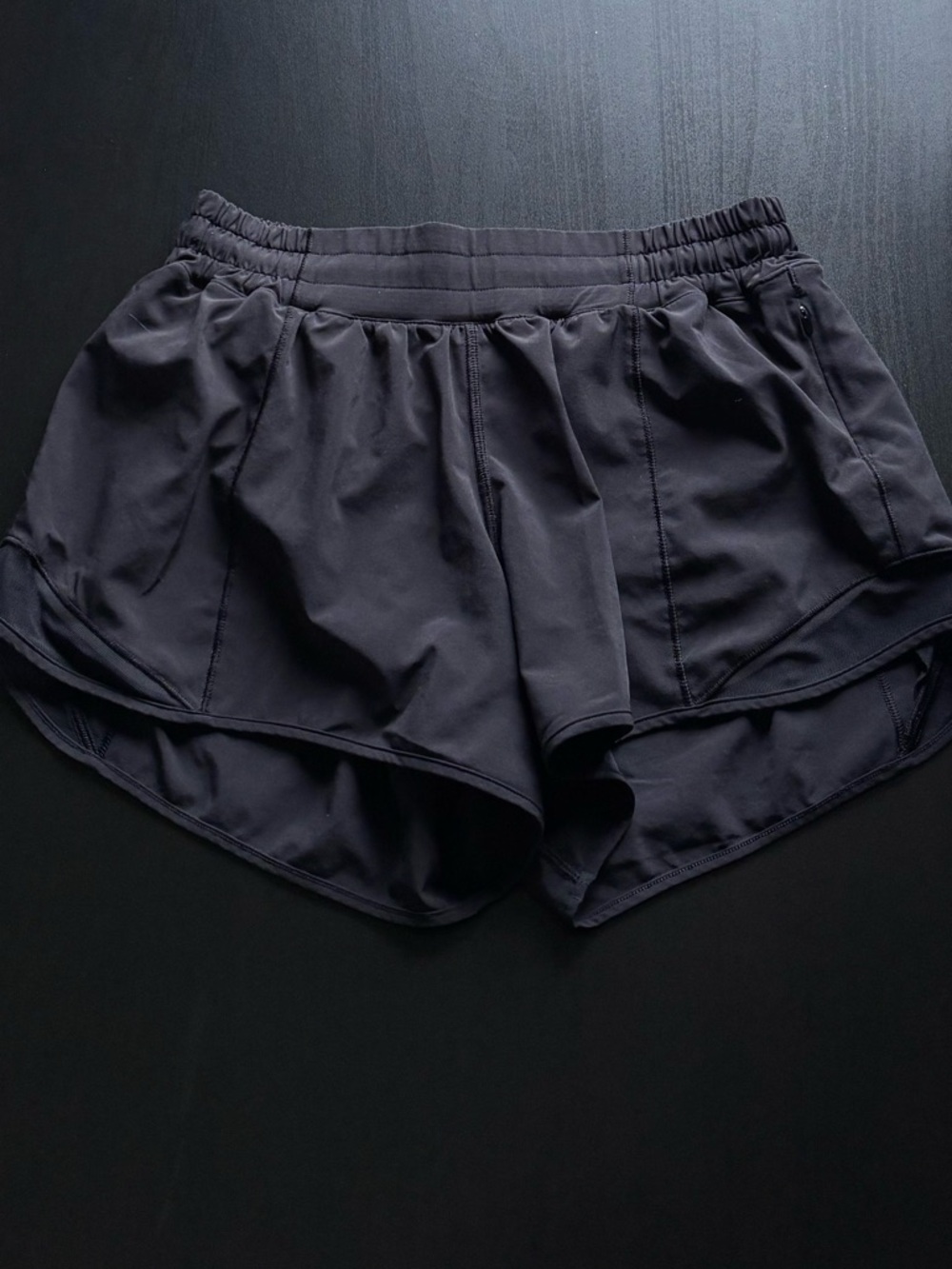 Lululemon Hotty Hot Low Rise Short 4” Inseam in Black